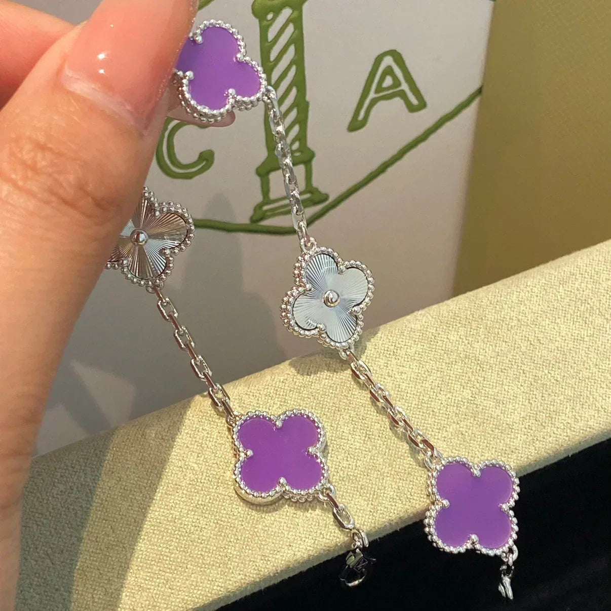 [Dawnora Jewelry] CLOVER 5 MOTIF VIOLET BRACELET COLLECTION
