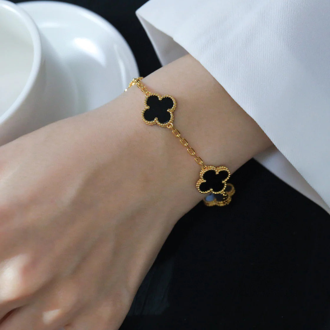 [Dawnora Jewelry] CLOVER 5 MOTIF ONYXS BRACELET COLLECTION