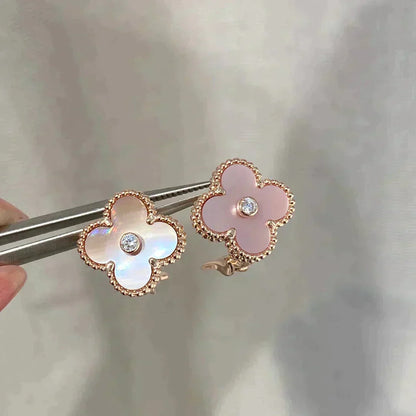 [Dawnora Jewelry]CLOVER MEDIUM 1 MOTIFS  PINK MOP DIAMOND EARRINGS