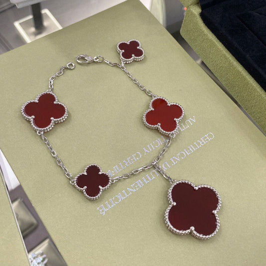 [Dawnora Jewelry]CLOVER 5 MOTIFS SIVLER CARNELIAN BRACELET