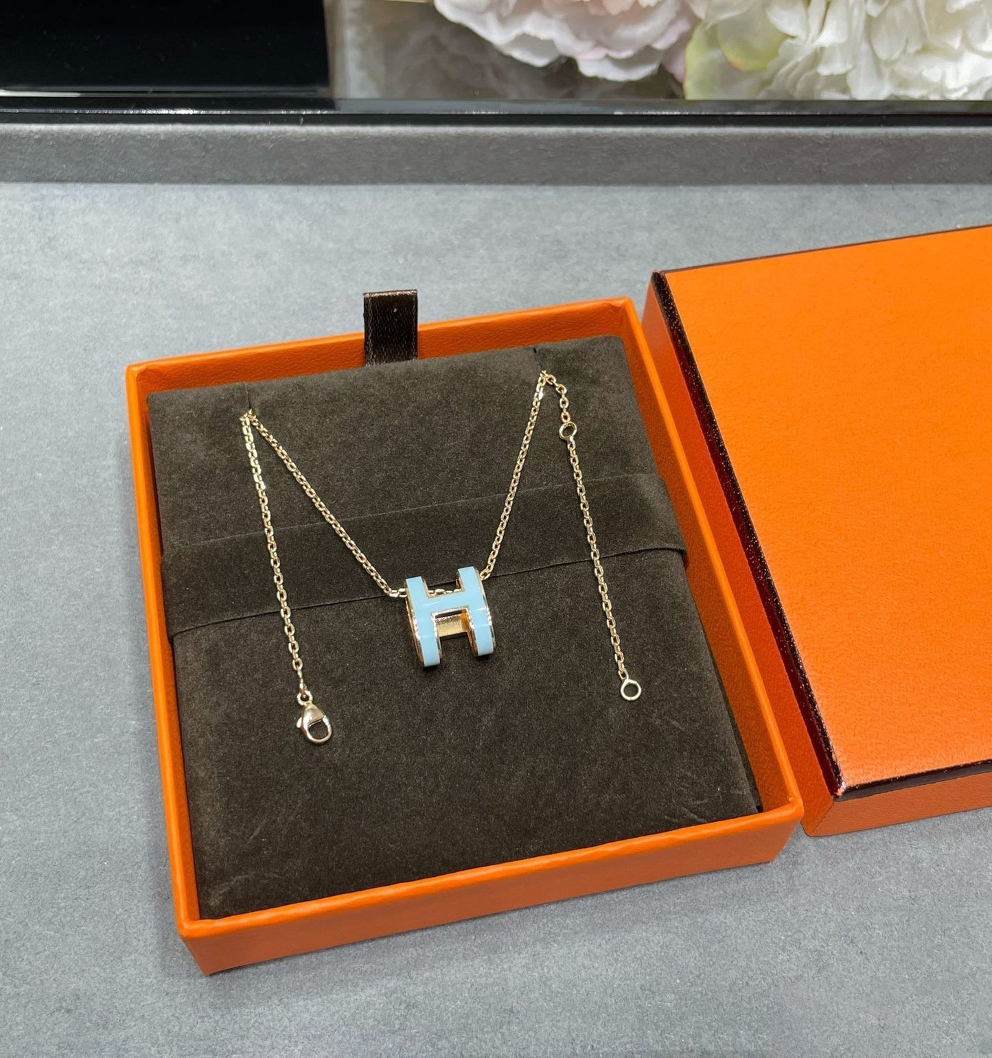 [Dawnora Jewelry]POP H SKY BLUE NECKLACE