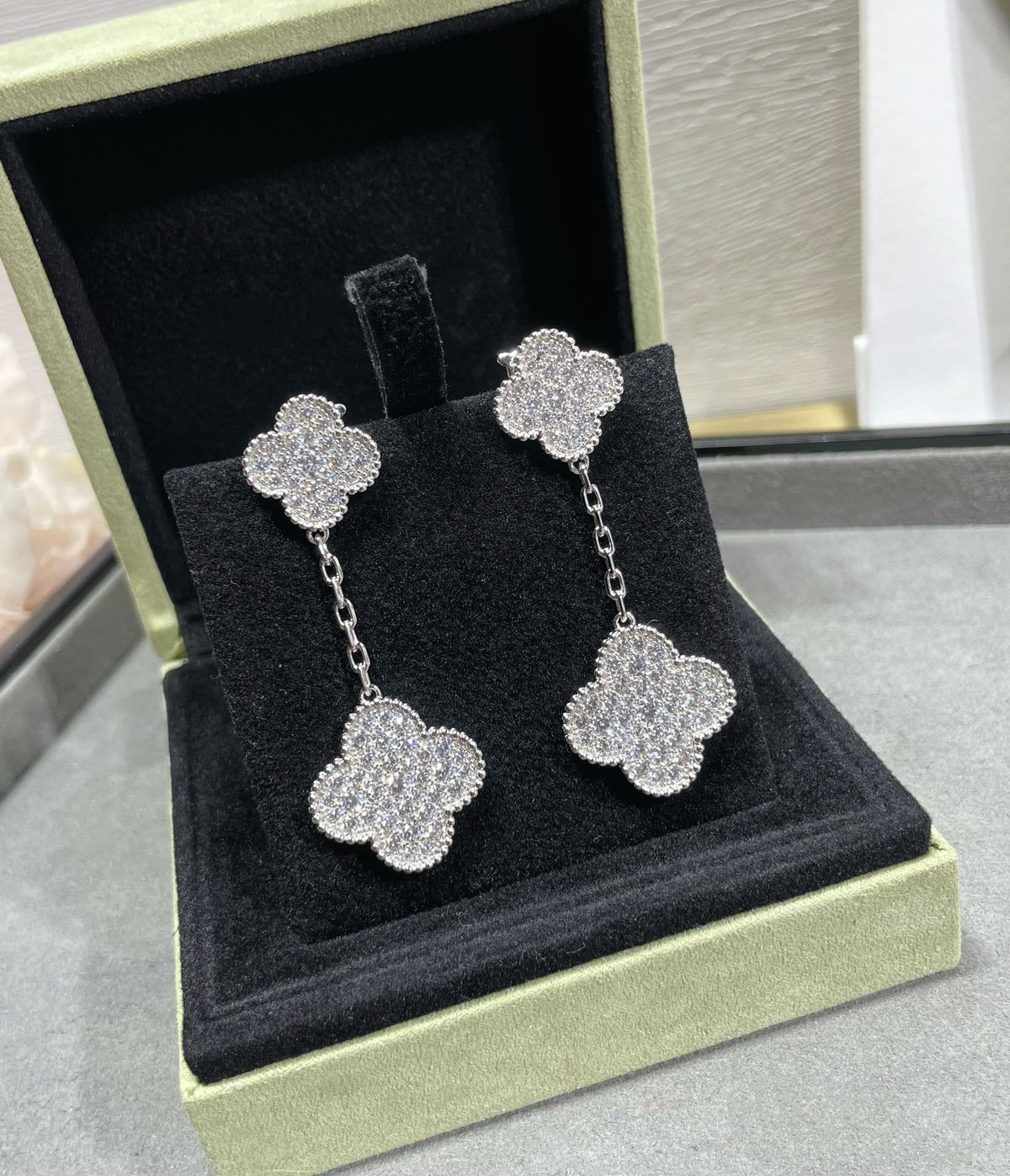 [Dawnora Jewelry]CLOVER 2 MOTIFS DIAMOND PAVED SILVER EARRINGS