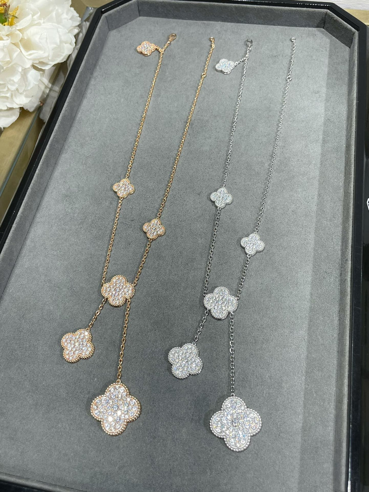 [Dawnora Jewelry]CLOVER 6 MOTIF DIAMOND PAVED NECKLACE