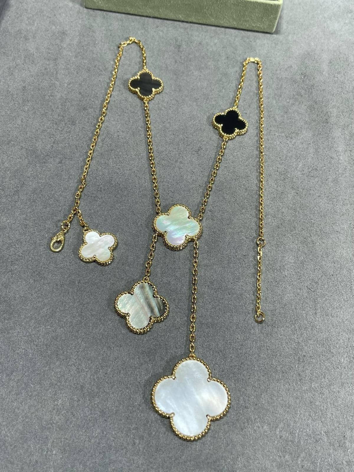 [Dawnora Jewelry]CLOVER 6 MOTIF MOP ONYX GOLD NECKLACE