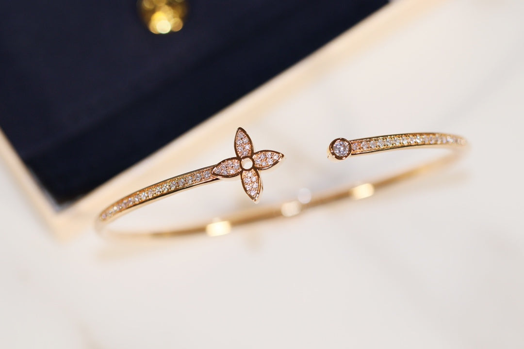 [Dawnora Jewelry]IDYLLE GOLD OPEN BRACELET DIAMOND PAVED
