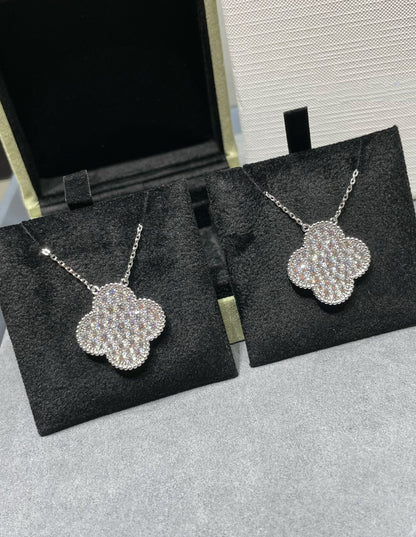 [Dawnora Jewelry]CLOVER 25MM LARGE PENDANT DIAMOND PAVED SILVER NECKLACE