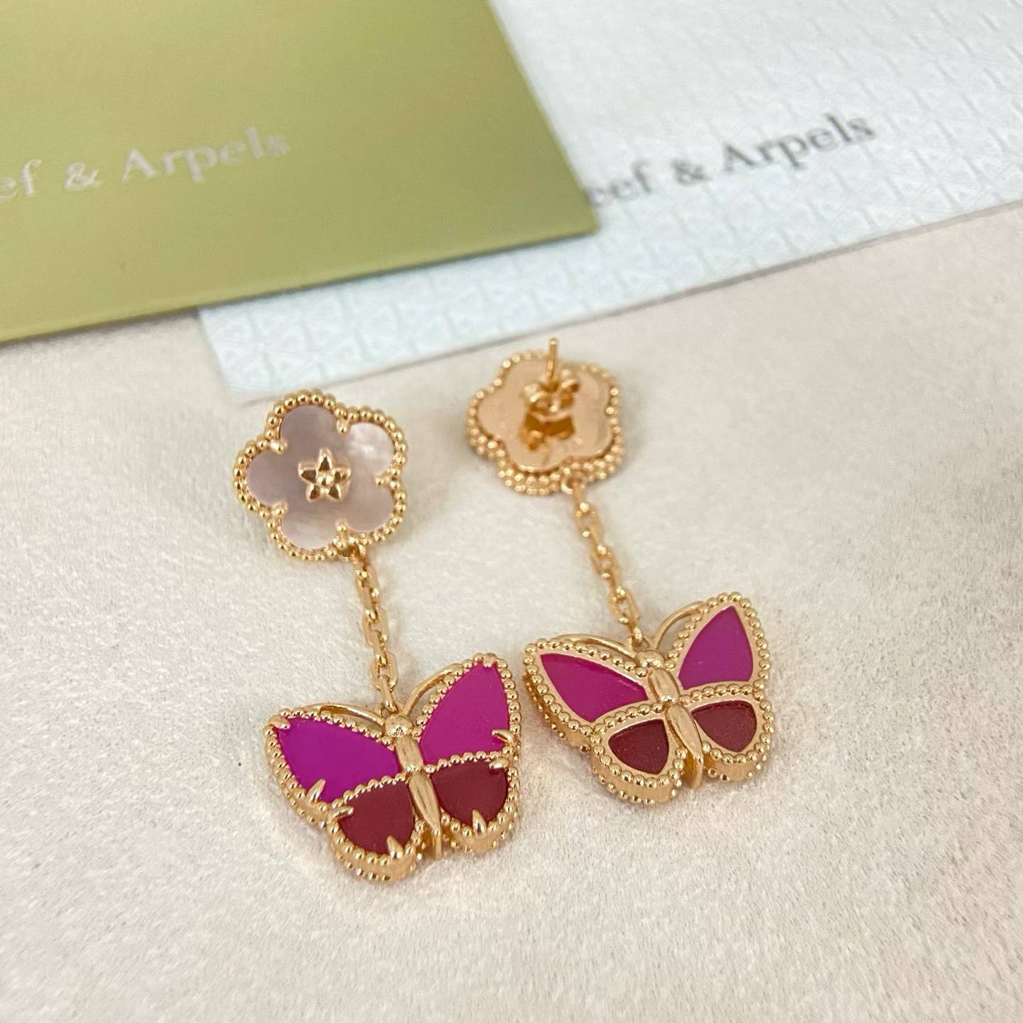 [Dawnora Jewelry]ROSE QUARTZ TWO‑FLOWER BUTTERFLY DROP EARRINGS