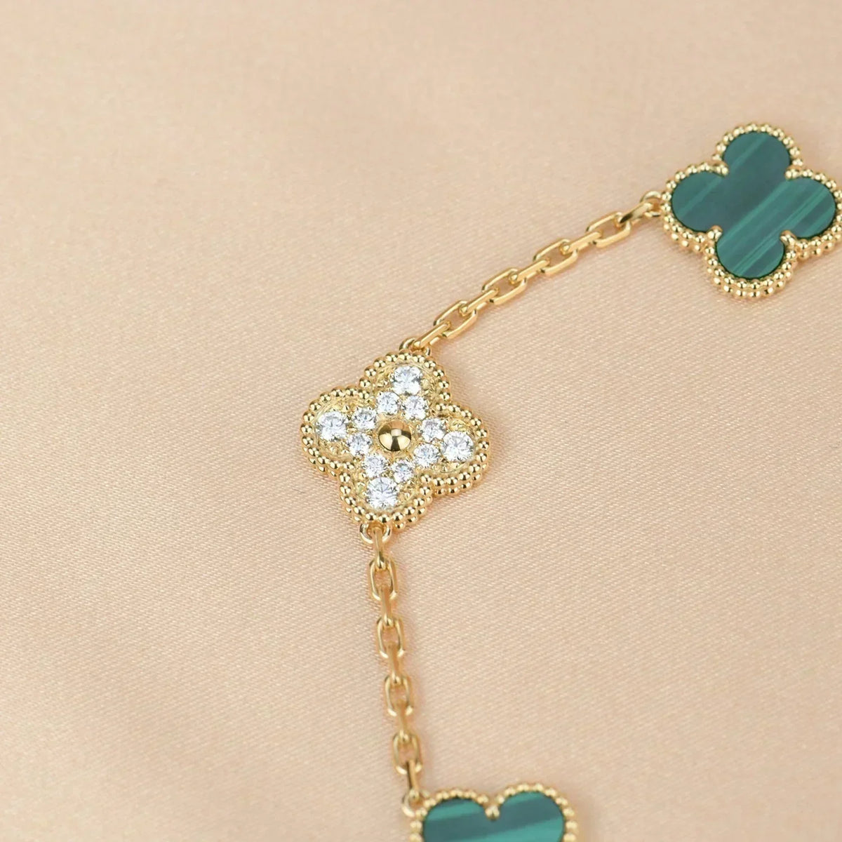[Dawnora Jewelry] CLOVER 5 MOTIF MALACHITE BRACELET COLLECTION