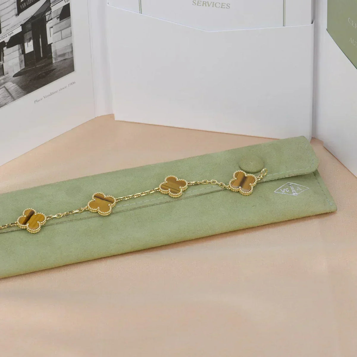 [Dawnora Jewelry] CLOVER 5 MOTIFS TIGER EYE BRACELET COLLECTION