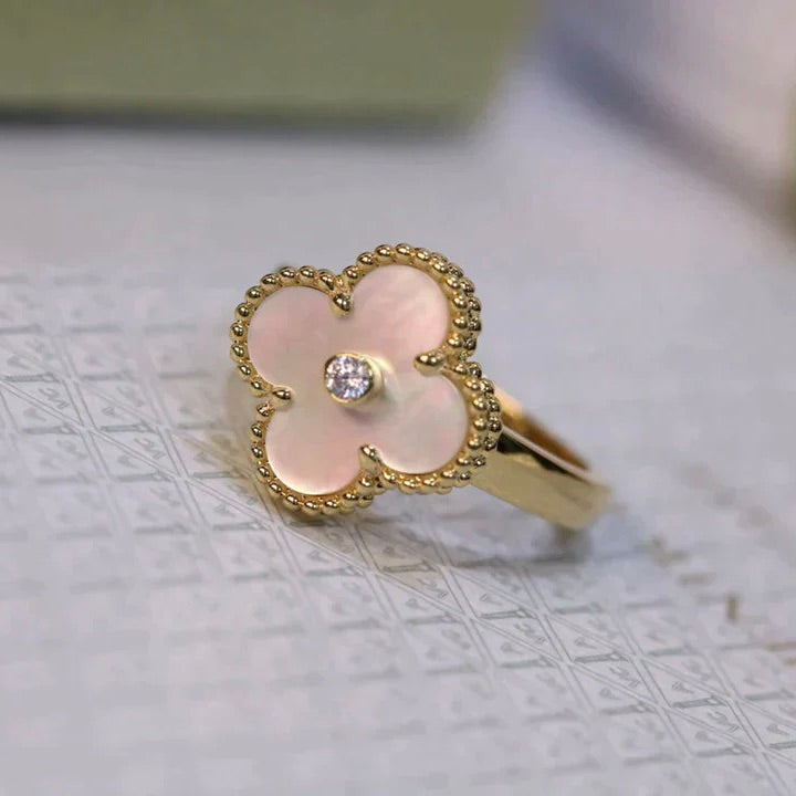 [Dawnora Jewelry]CLOVER PINK MOP RING GOLD DIAMOND
