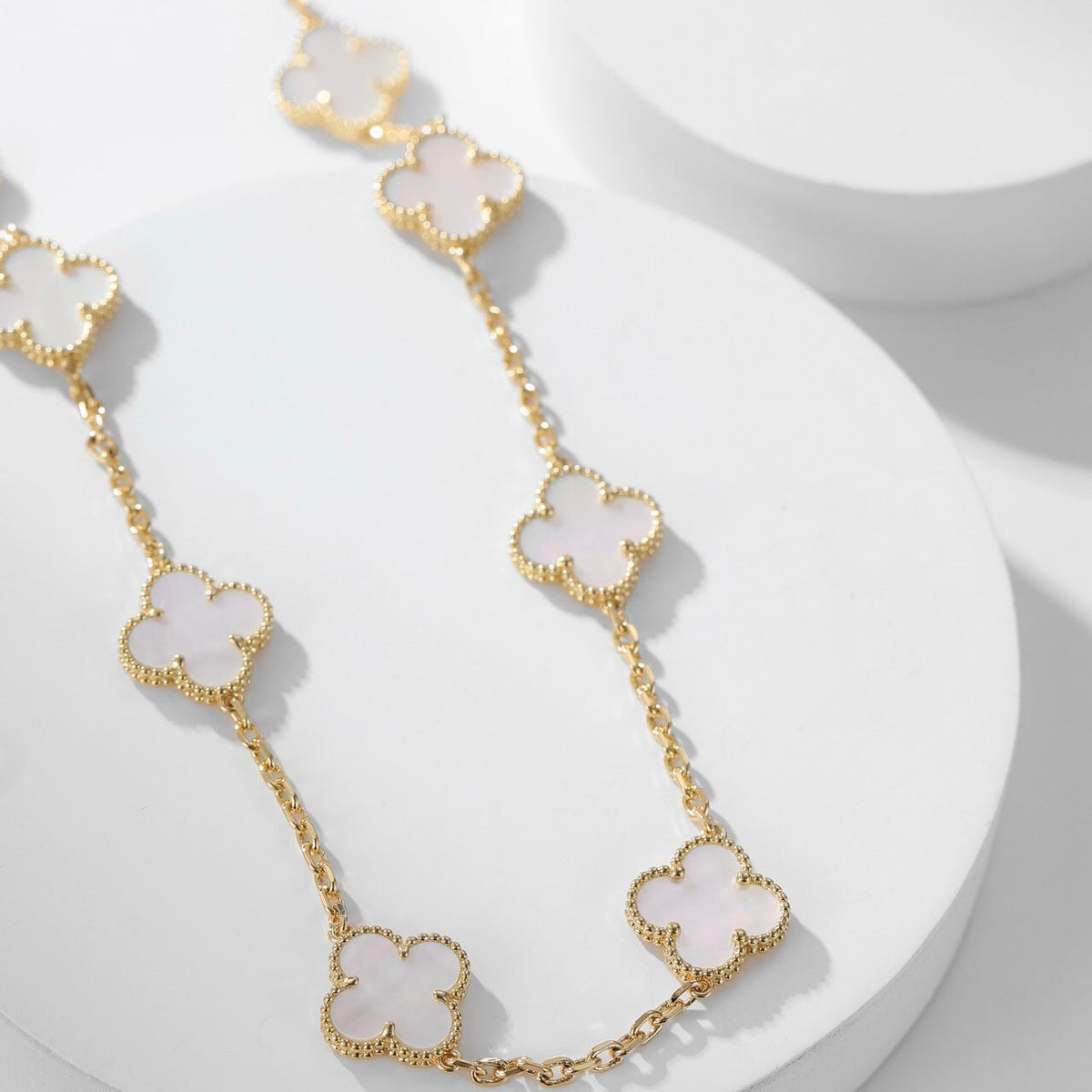 [Dawnora Jewelry]CLOVER 10 MOTIFS WHITE MOTHER OF PEARL NECKLACE