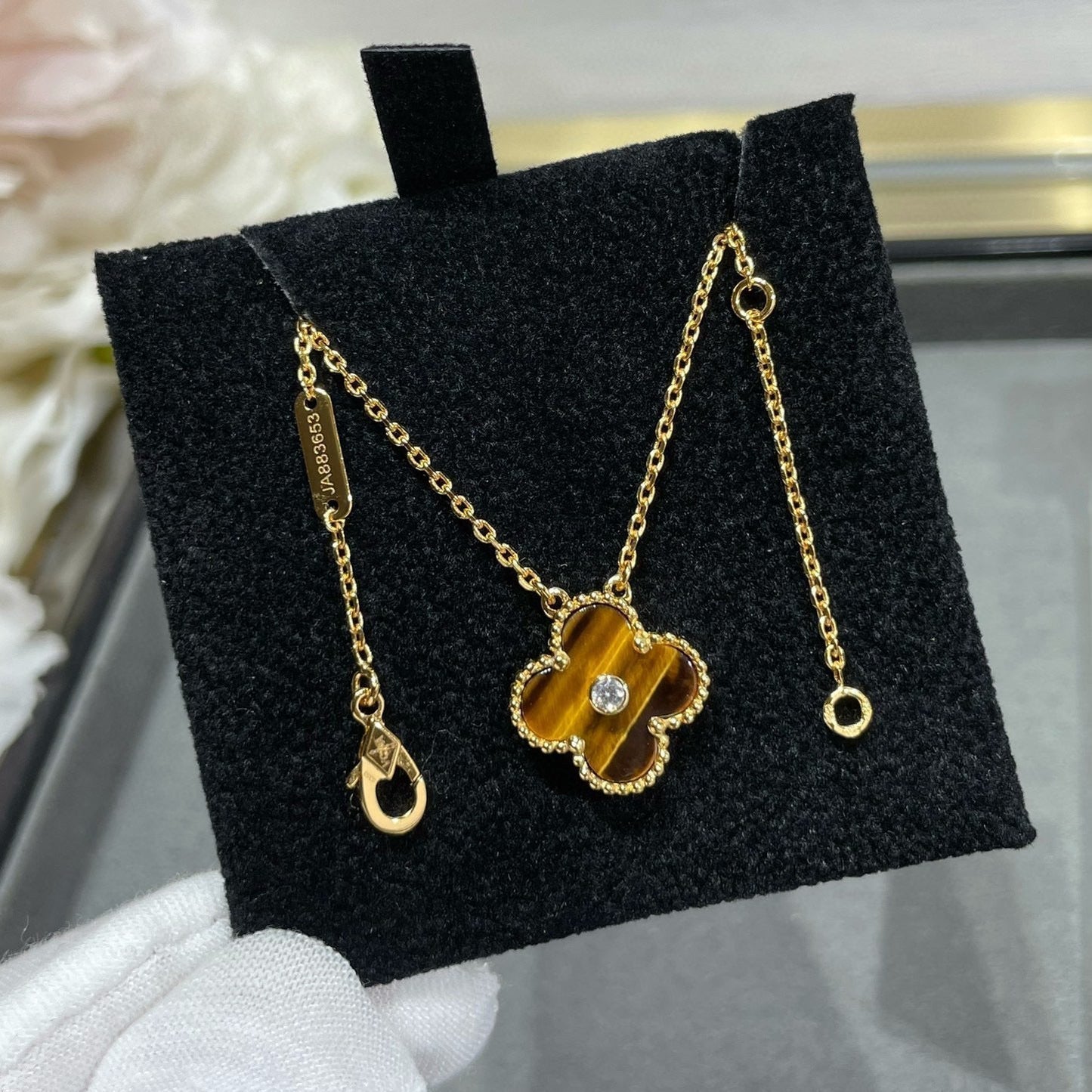[Dawnora Jewelry]CLOVER 15MM DIAMOND AND YELLOW TIGER'S EYE AGATE necklace
