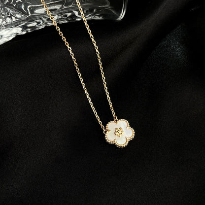 [Dawnora Jewelry]LUCKY  WHITE MOP  PLUM BLOSSOM NECKLACE