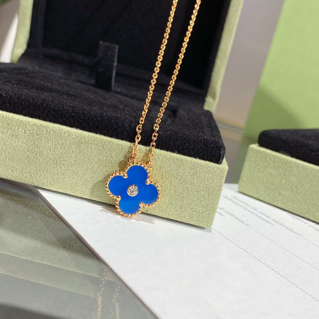 [Dawnora Jewelry]CLOVER 15MM DIAMOND AND BLUE AGATE NECKLACE