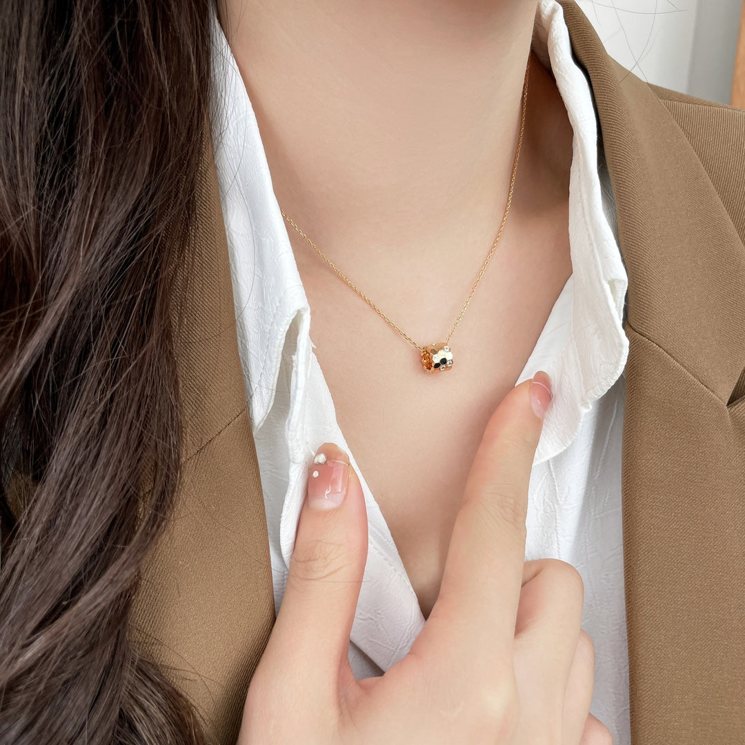 [Dawnora Jewelry]BEE MINI PEDANT DIAMOND NECKLACE