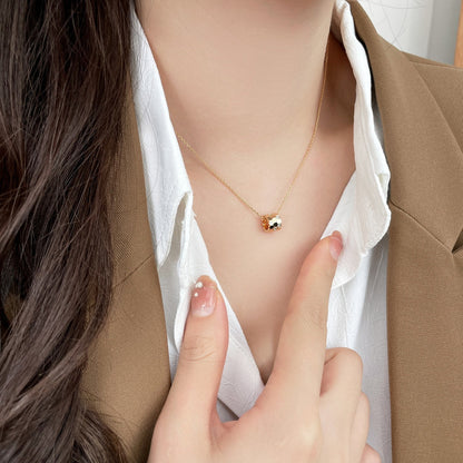 [Dawnora Jewelry]BEE MINI PEDANT DIAMOND NECKLACE