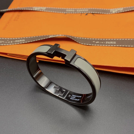 [Dawnora Jewelry]CLIC HM SO BLACK GREY BRACELET