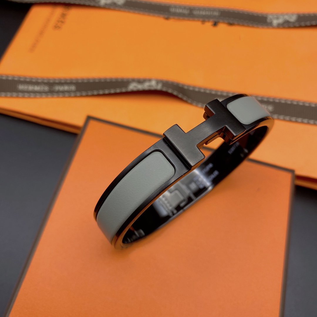 [Dawnora Jewelry]CLIC HM SO BLACK GREY BRACELET