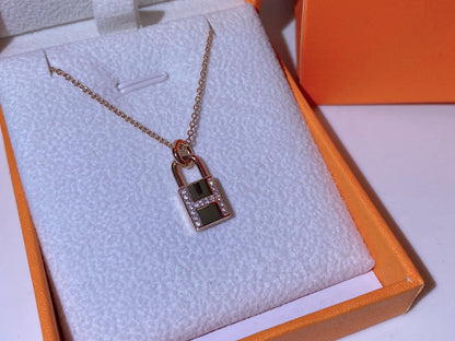 [Dawnora Jewelry]HM ADVANCED NICHE LOCK HEAD NECKLACE DIAMONDS