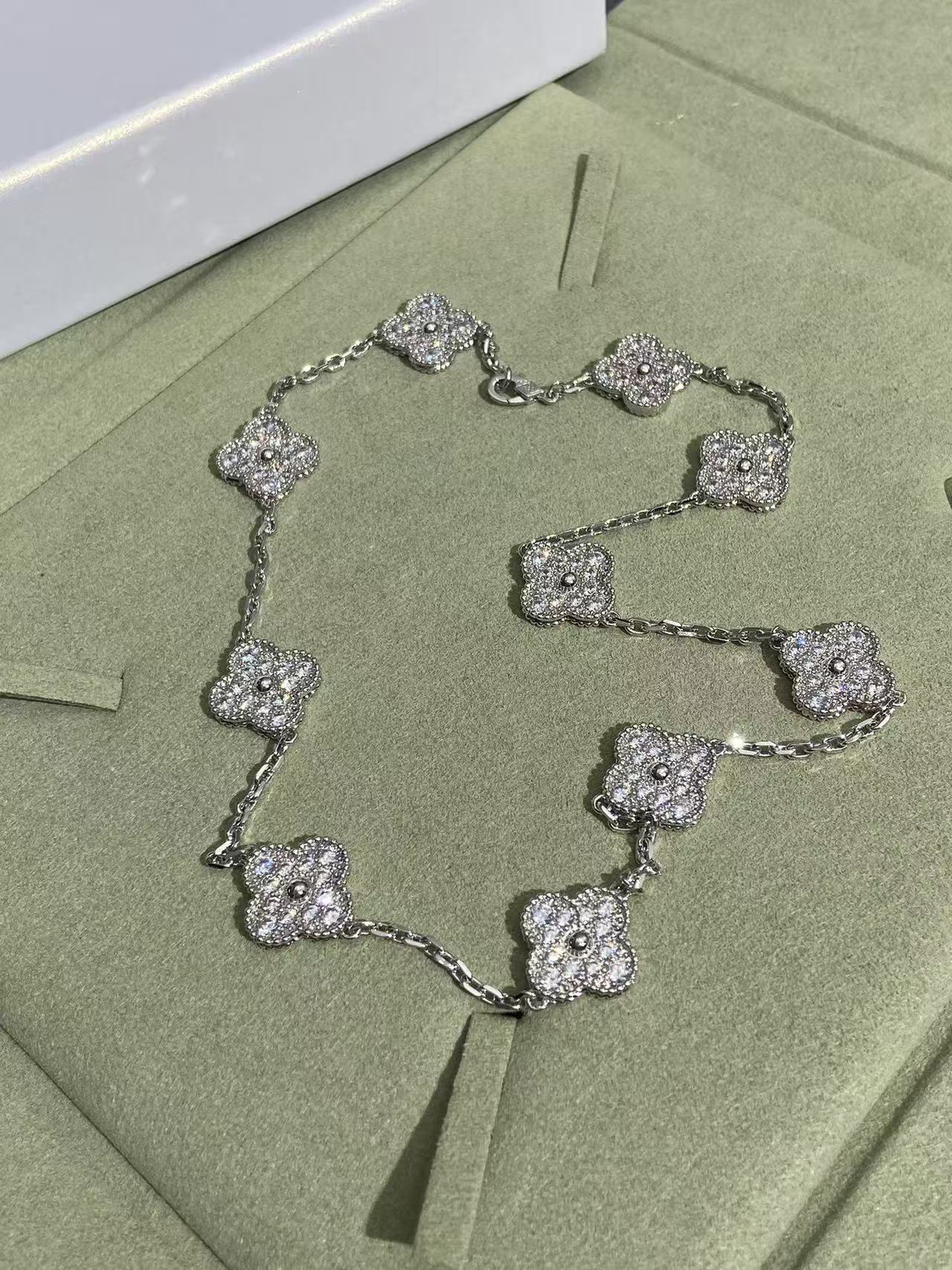 [Dawnora Jewelry]CLOVER 10 MOTIFS  FULL DIAMOND NECKLACE