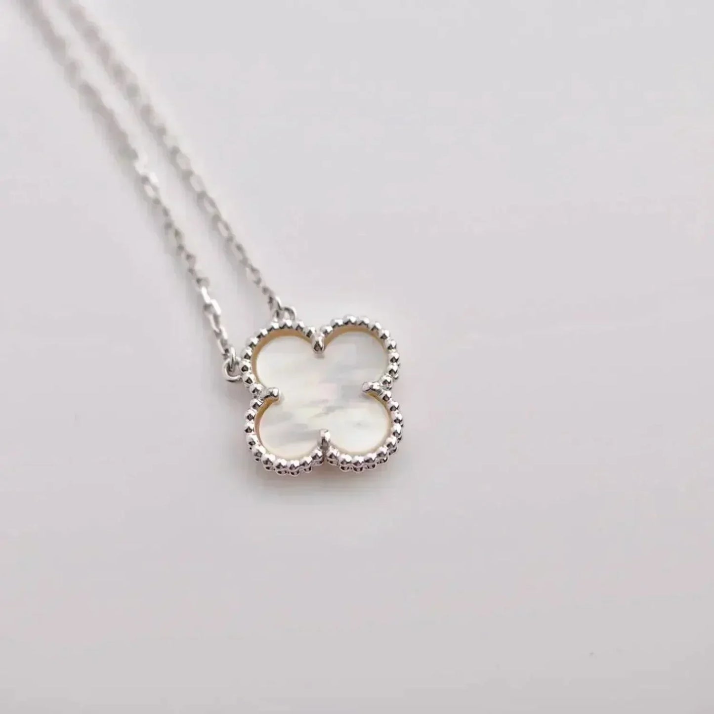[Dawnora Jewelry]CLOVER  15MM WHITE MOTHER-OF-PEARL SILVER