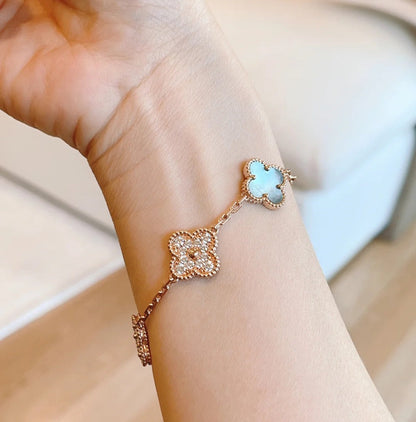[Dawnora Jewelry] CLOVER 5 MOTIF GRAY MOP BRACELET COLLECTION