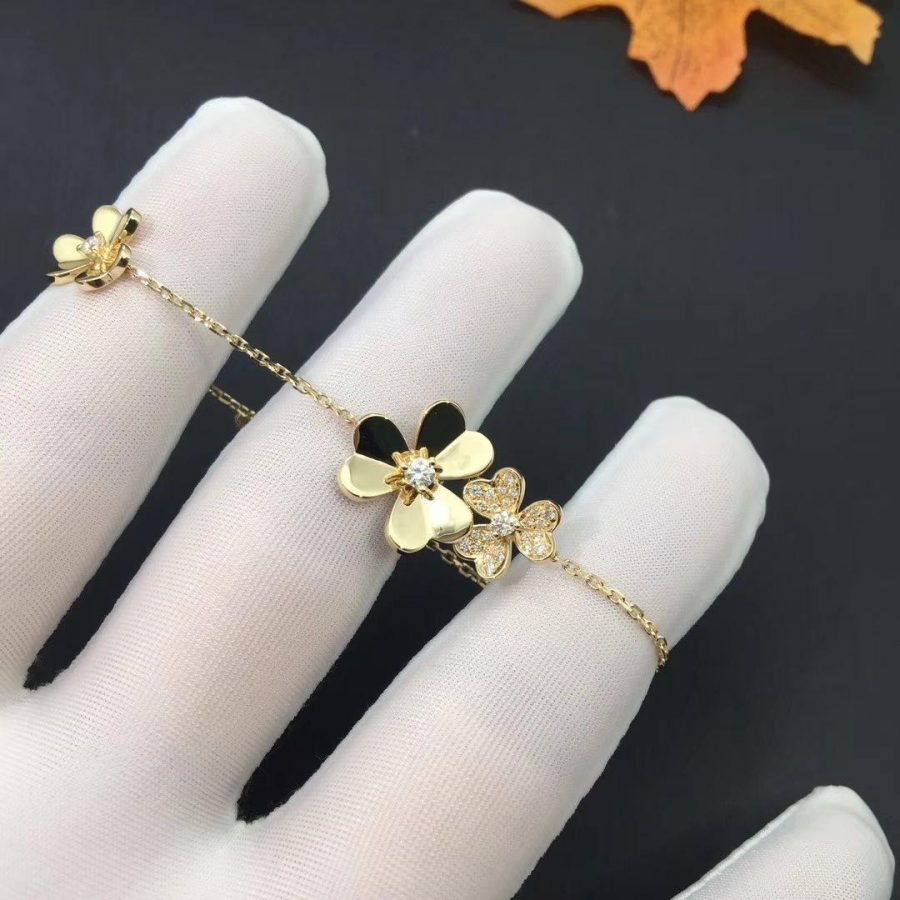 [Dawnora Jewelry]FRIVOLE GOLD 5 FLOWERS BRACELET