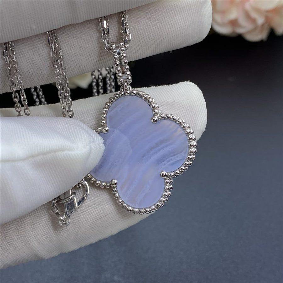 [Dawnora Jewelry]CLOVER SILVER CHALCEDONY BIG CLOVER NECKLACE